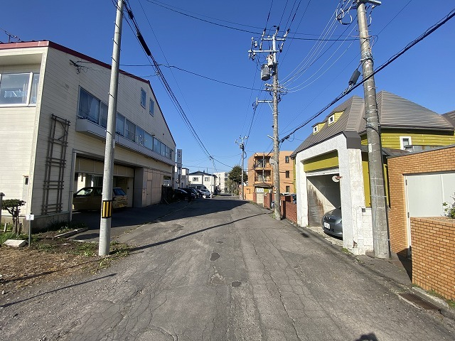 シャトーム深堀町　前面道路☆