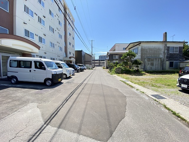 ロジェ湯川　前面道路☆